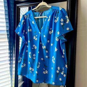 Hilary radley blue floral top XL